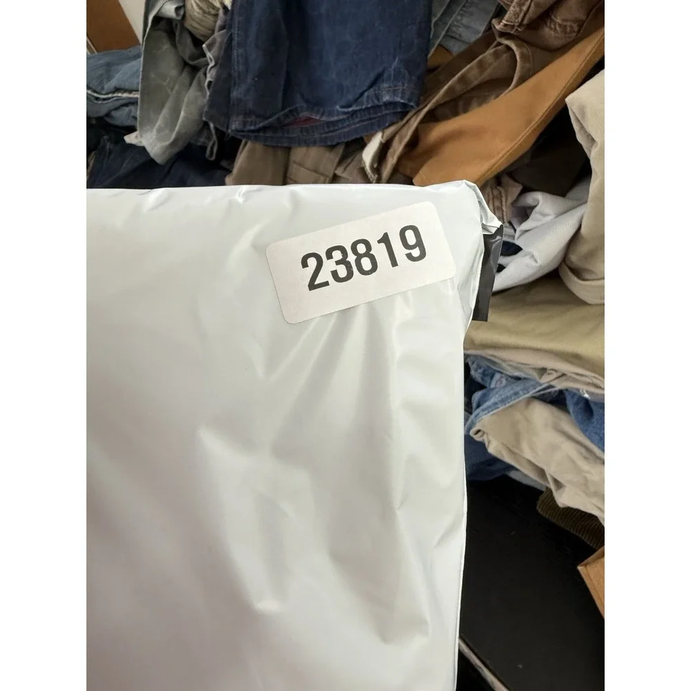Buckle shop confidence